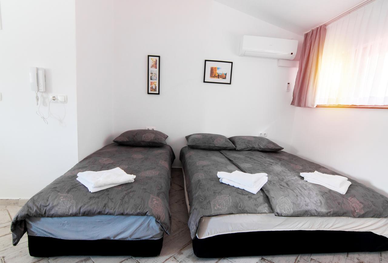 Adna & Amna Apartment Сараево Экстерьер фото